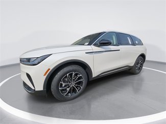 New 2025 Lincoln Nautilus Premier image 1