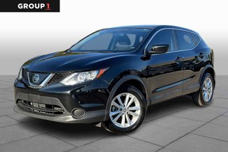 Used 2019 Nissan Rogue Sport S w/ Appearance Package image 1