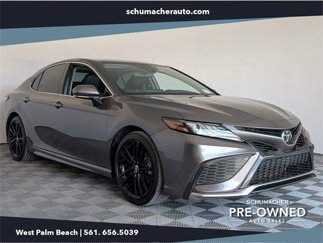 Used 2021 Toyota Camry XSE image 1
