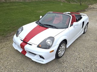 Used 2002 Toyota MR2 image 1