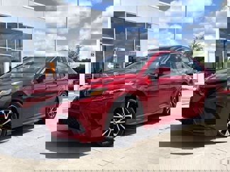Used 2020 Toyota Camry SE image 1