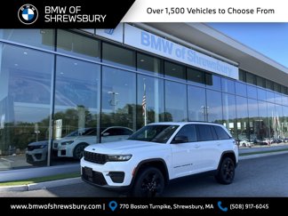 Used 2024 Jeep Grand Cherokee Altitude image 1