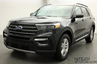 Used 2023 Ford Explorer XLT w/ Equipment Group 202A image 1