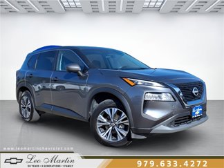 Used 2023 Nissan Rogue SV image 1