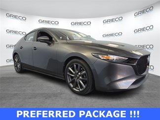 Used 2019 MAZDA MAZDA3 Hatchback w/ Preferred Package image 1