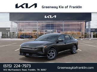 New 2025 Kia K4 LXS image 1