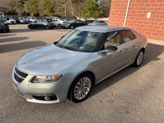 Used 2010 Saab 9-5 Aero w/ Technology Package image 1