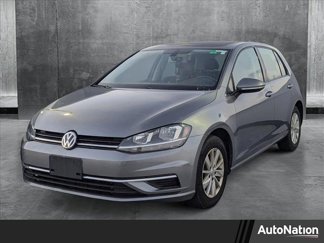 Used 2019 Volkswagen Golf S image 1
