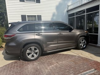 Used 2015 Toyota Highlander Limited Platinum image 1