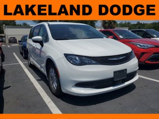 Used 2023 Chrysler Voyager LX image 1