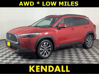 Used 2023 Toyota Corolla Cross XLE image 1