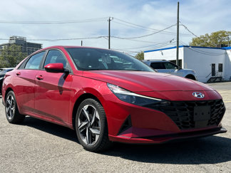 Used 2023 Hyundai Elantra SEL w/ Convenience Package image 1