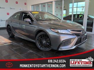 Used 2023 Toyota Camry XSE image 1