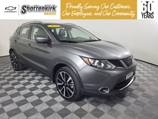 Used 2018 Nissan Rogue Sport SL w/ SL Premium Package image 1