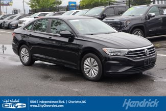 Used 2020 Volkswagen Jetta S image 1