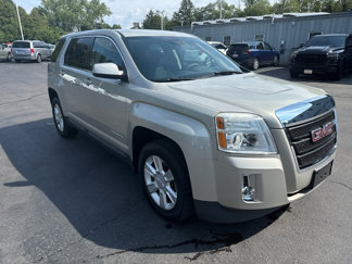 Used 2015 GMC Terrain SLE image 1