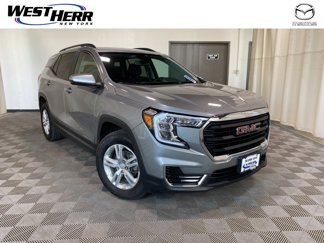 Used 2023 GMC Terrain SLE w/ Driver Convenience Package image 1