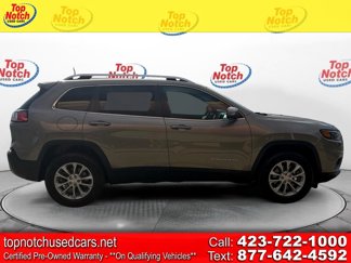 Used 2019 Jeep Cherokee Latitude w/ Cold Weather Group image 1