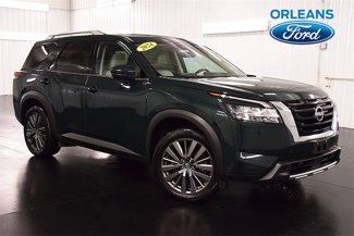 Used 2023 Nissan Pathfinder SL image 1