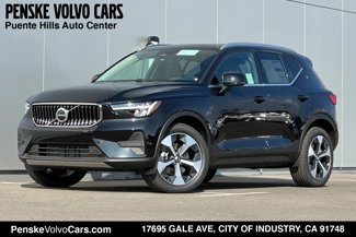 New 2025 Volvo XC40 B5 Core w/ Protection Package Premier image 1