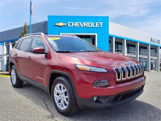 Used 2015 Jeep Cherokee Latitude image 1
