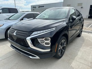 Used 2022 Mitsubishi Eclipse Cross SE image 1