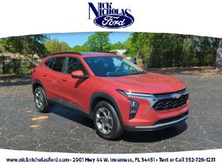 Used 2024 Chevrolet Trax LT w/ Sunroof Package image 1