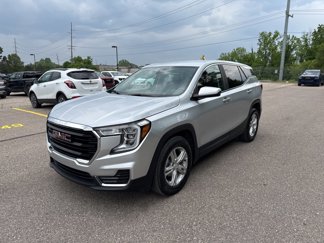 Used 2022 GMC Terrain SLE w/ LPO, Floor Liner Package image 1