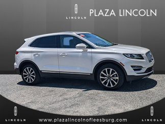 Used 2019 Lincoln MKC Reserve image 1