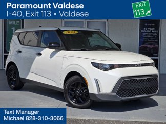 Used 2023 Kia Soul LX w/ LX Technology Package image 1