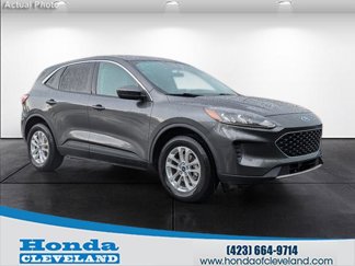 Used 2020 Ford Escape SE image 1
