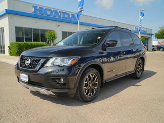 Used 2020 Nissan Pathfinder SL image 1