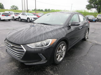 Used 2017 Hyundai Elantra Limited w/ Limited Tech Package 04 image 1