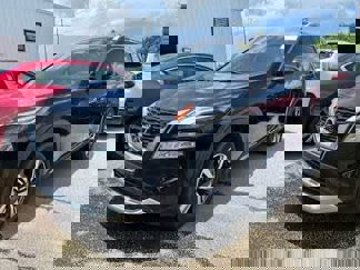 Used 2023 Nissan Rogue Platinum image 1