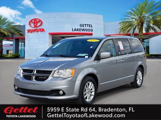 Used 2019 Dodge Grand Caravan SXT image 1