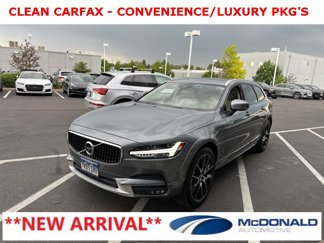 Used 2018 Volvo V90 T6 Cross Country w/ Convenience Package image 1