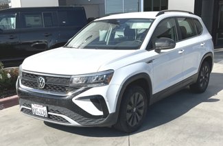 Used 2022 Volkswagen Taos S image 1