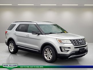 Used 2017 Ford Explorer XLT w/ Equipment Group 202A image 1