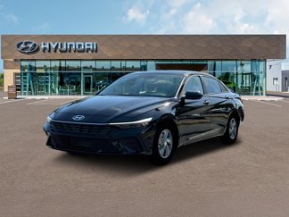 New 2025 Hyundai Elantra SE image 1