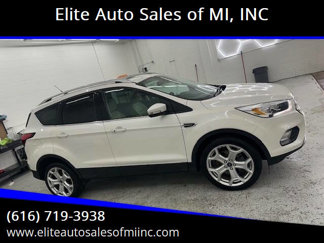 Used 2019 Ford Escape Titanium image 1