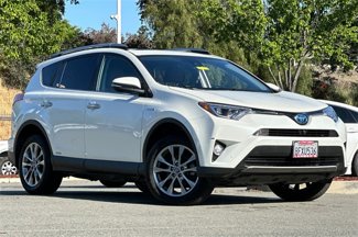 Used 2018 Toyota RAV4 Limited image 1