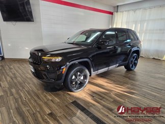 New 2025 Jeep Grand Cherokee Altitude w/ Trailer Tow Package image 1