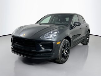 Used 2025 Porsche Macan image 1