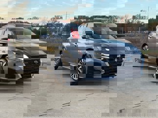 Used 2023 Nissan Altima 2.5 SV image 1