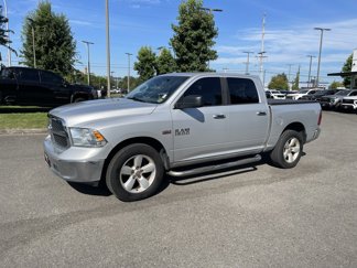 Used 2015 RAM 1500 SLT image 1