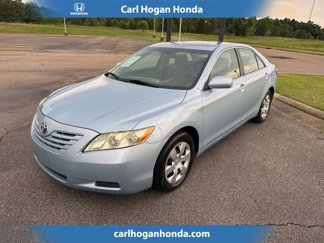 Used 2009 Toyota Camry LE image 1