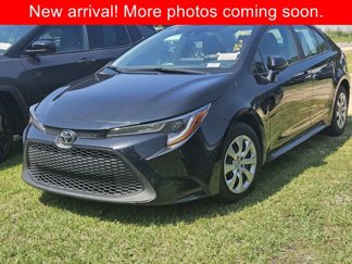 Used 2022 Toyota Corolla LE image 1