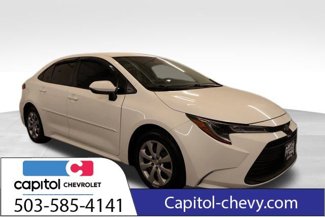 Used 2024 Toyota Corolla LE image 1