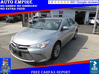 Used 2017 Toyota Camry LE image 1