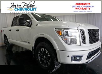 Used 2018 Nissan Titan PRO-4X w/ Pro-4x Convenience Package image 1